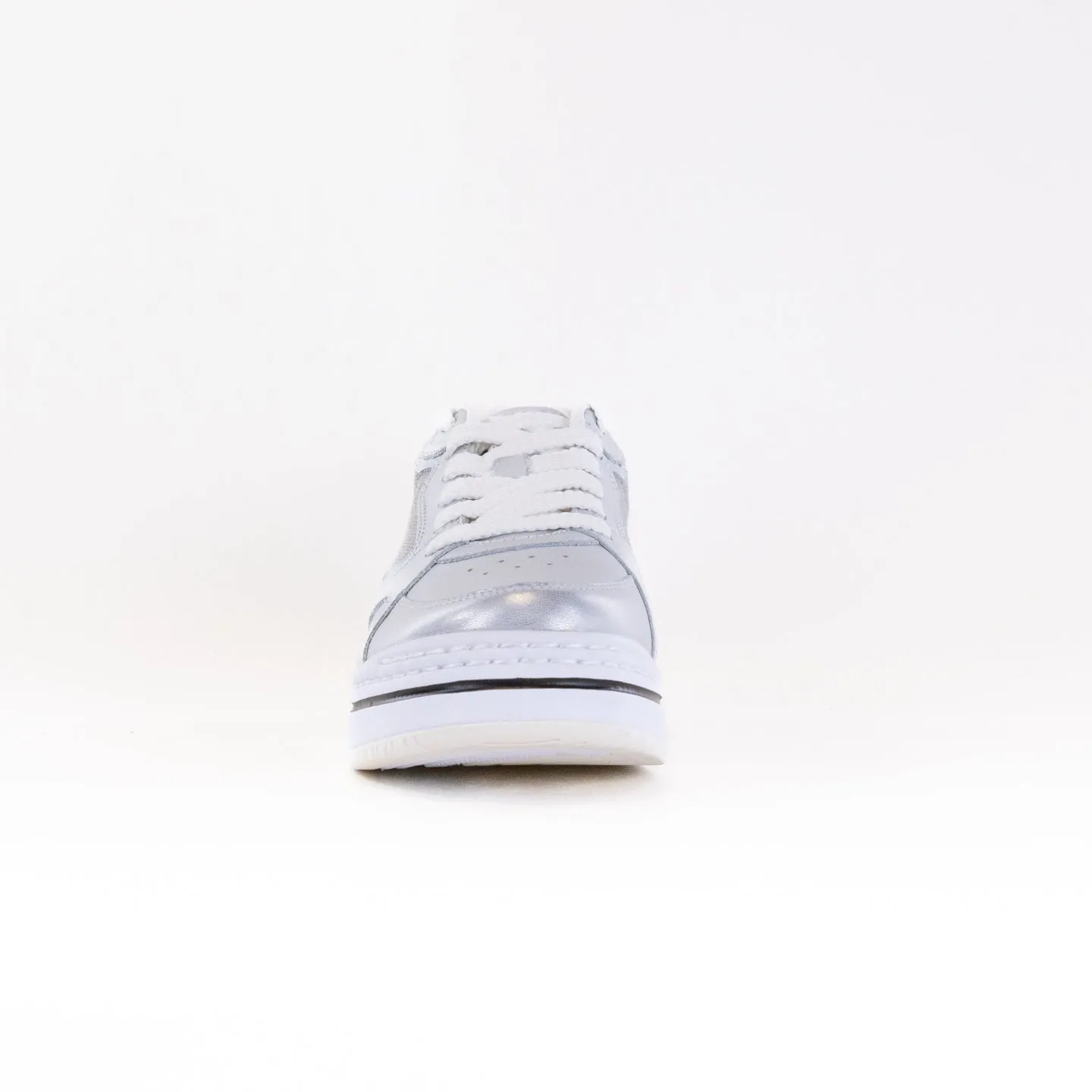 Alegria Alyster (Women's) - Shimmer Silver firm track