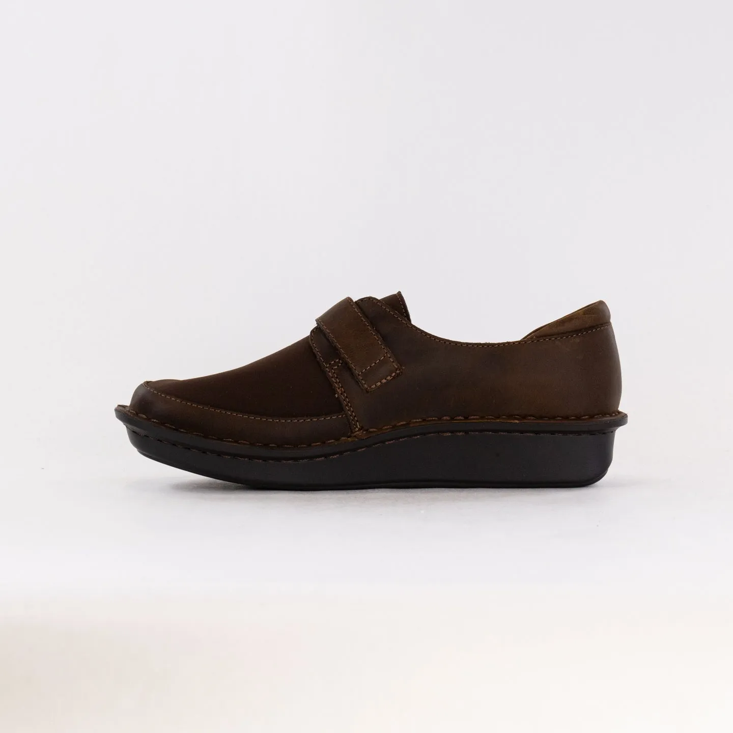 Alegria Brenna (Women's) - Oiled Brown travel shoes