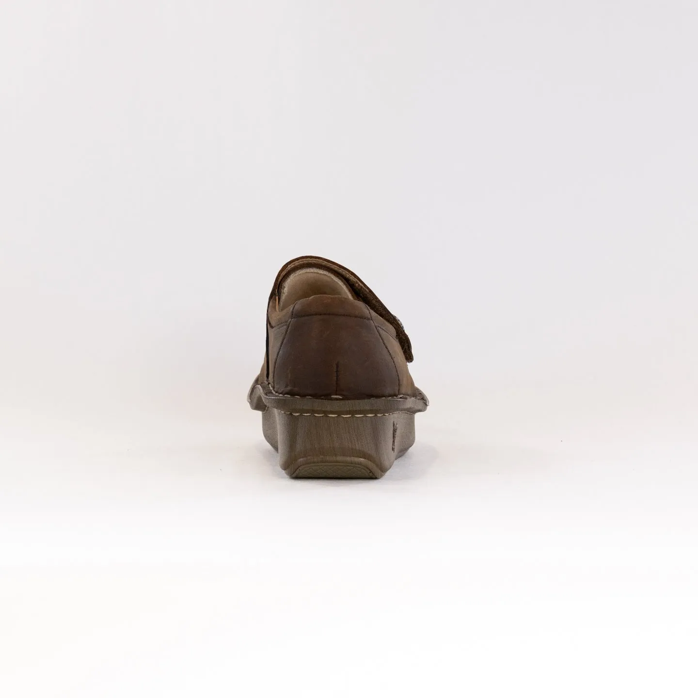 Alegria Deliah (Women's) - Oiled Brown Leather stable gear