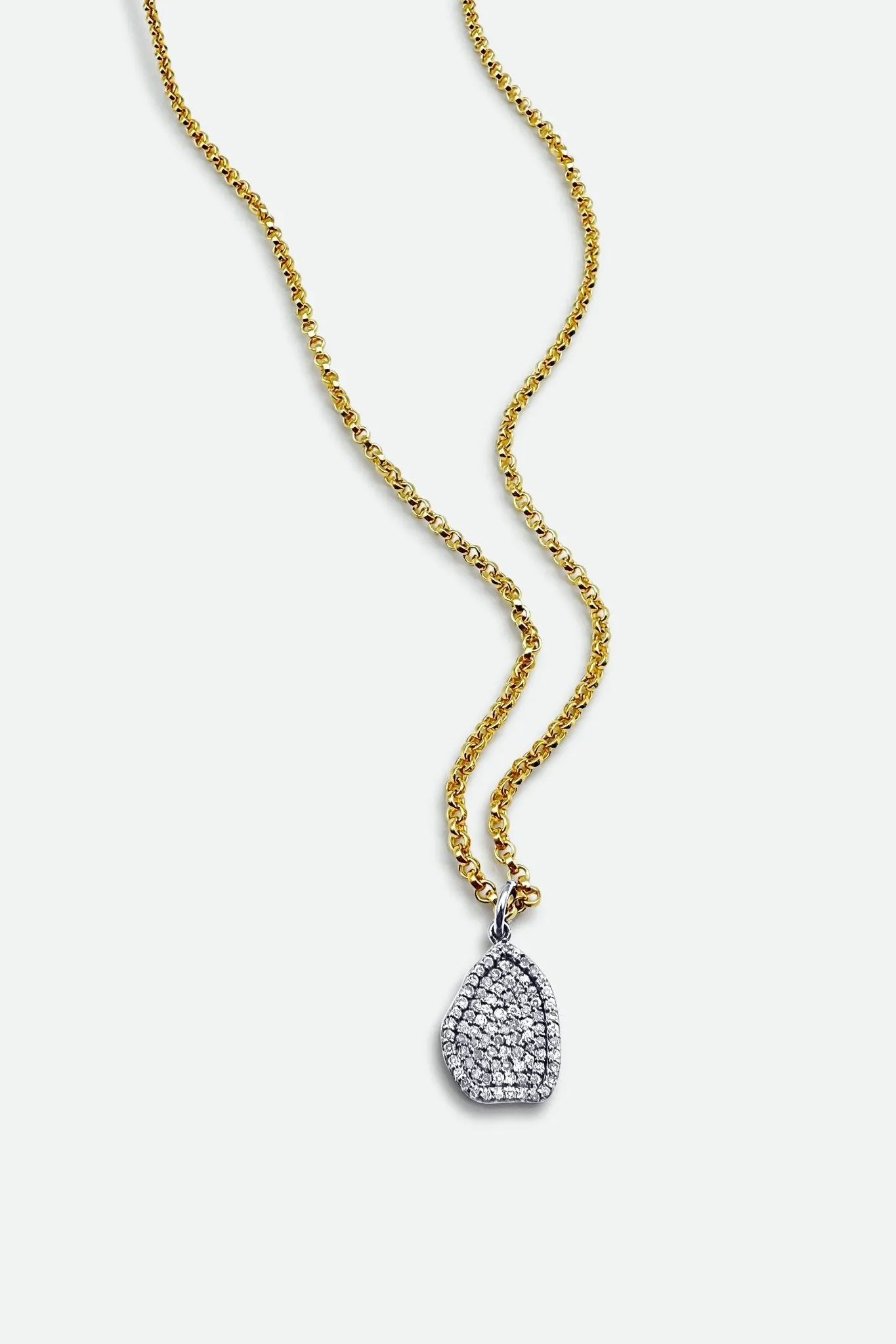 ANDY DIAMOND SHAPE CHARM NECKLACE inner glow