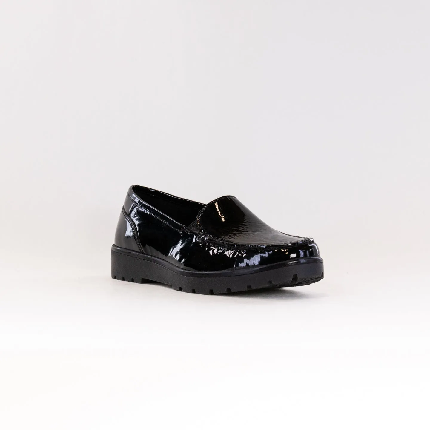 ARA Dewitt Loafer (Women's) - Black Patent lightweight frame