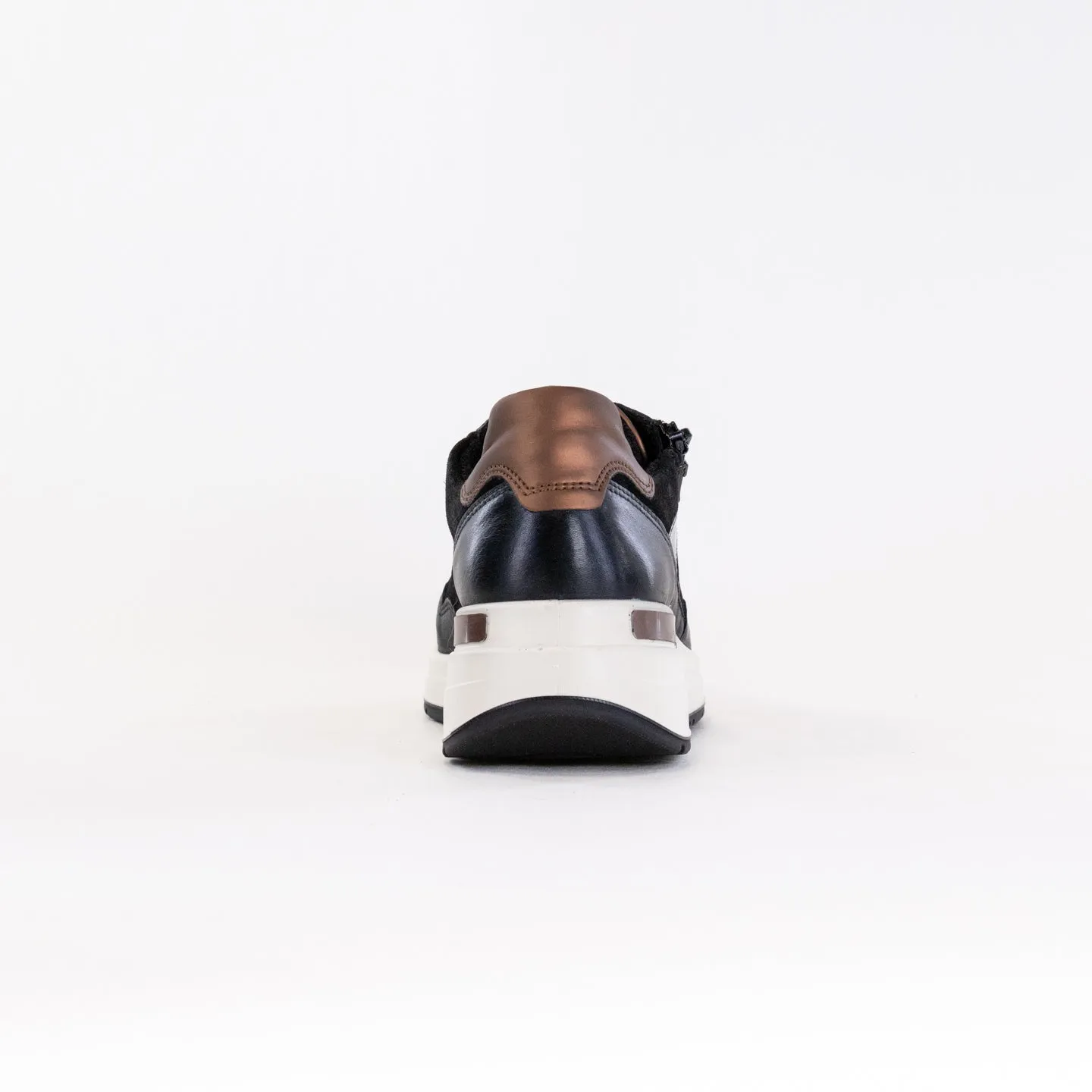 ARA Garda (Women's) - Black stone shield