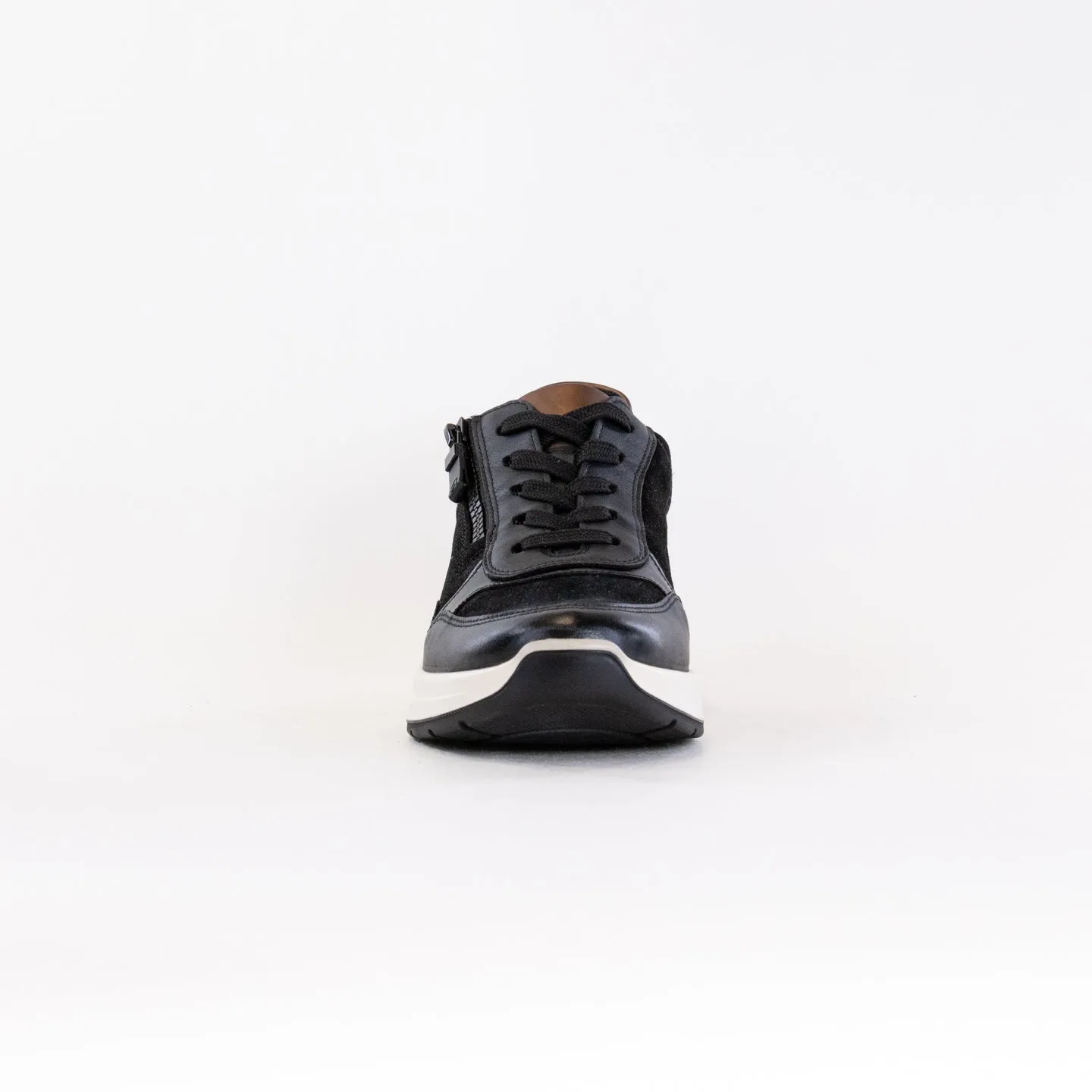 ARA Garda (Women's) - Black vent sole