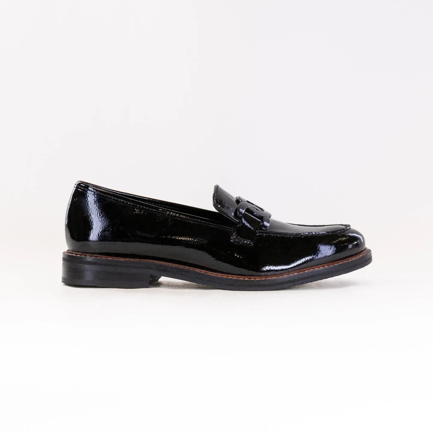 Ara Kyle 2 (Women's) - Black Patent traction grip