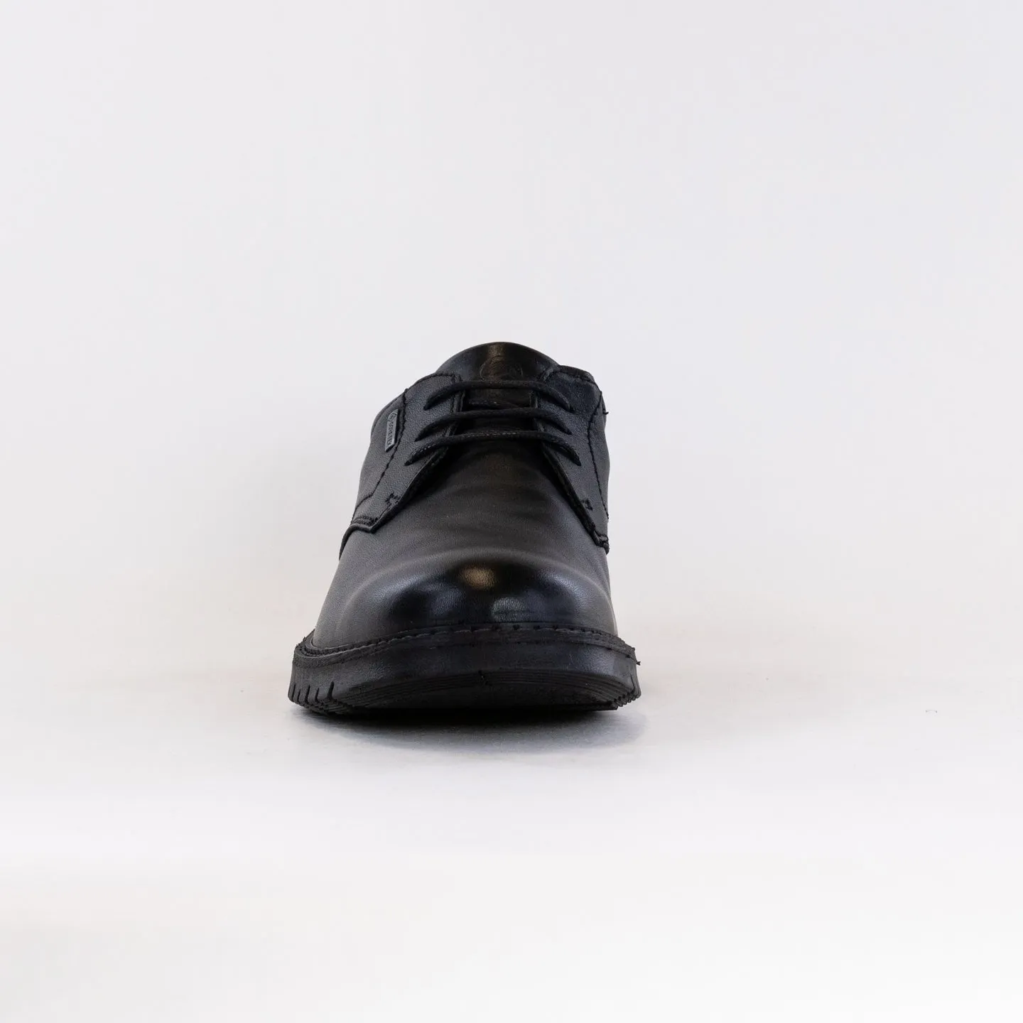 Ara Leandro Gore-Tex (Men's) - Black Leather durable build