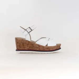 Ara Parma (Women's) - White Feel Free Ara Parma (Women's) - White Quiet Style
