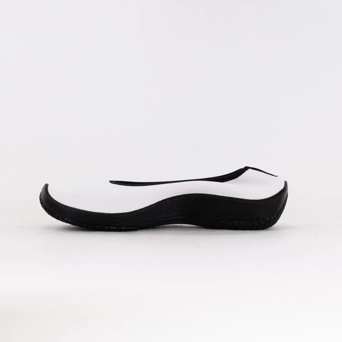 Arcopedico Lolita (Women's) - White dust proof