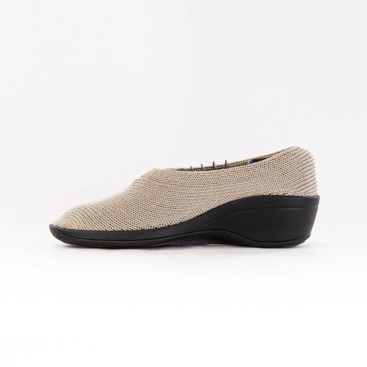 Arcopedico Mailu (Women's) - Beige dust proof