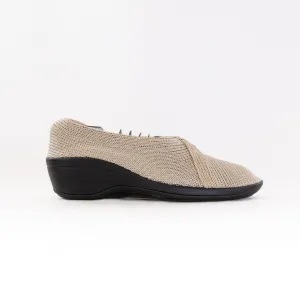 Arcopedico Mailu (Women's) - Beige desert climate Arcopedico Mailu (Women's) - Beige democratized design