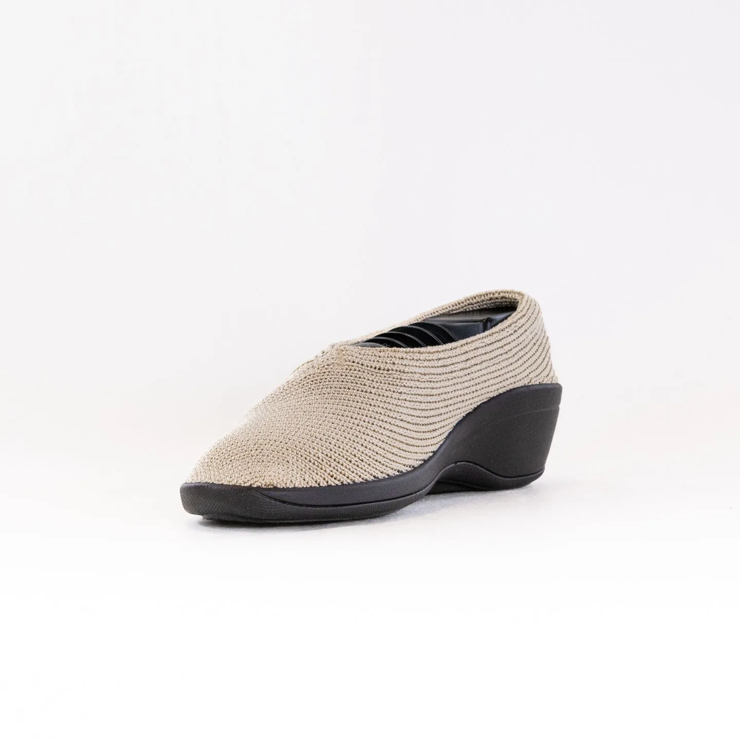 Arcopedico Mailu (Women's) - Beige suburban life