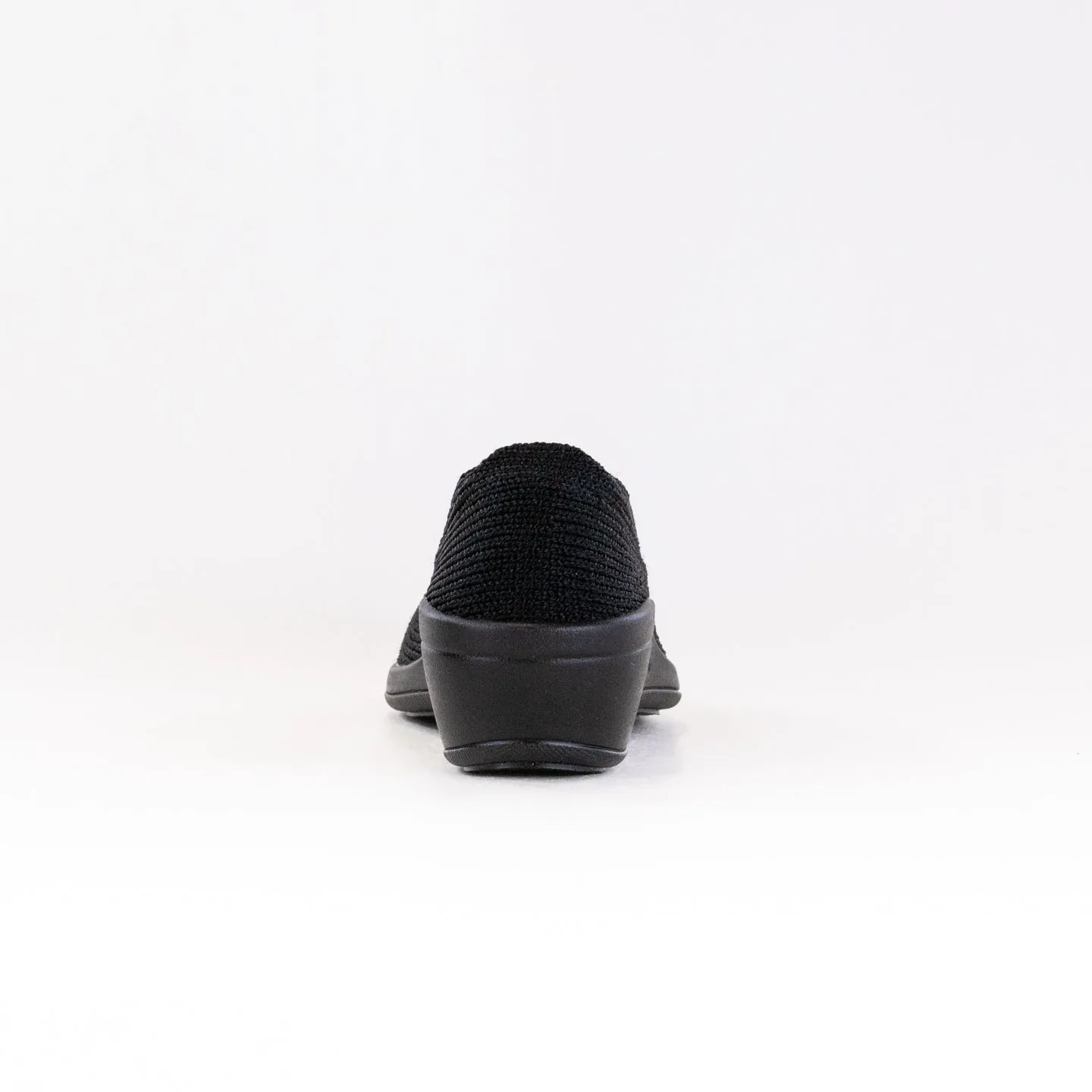 Arcopedico Mailu (Women's) - Black irritation-free