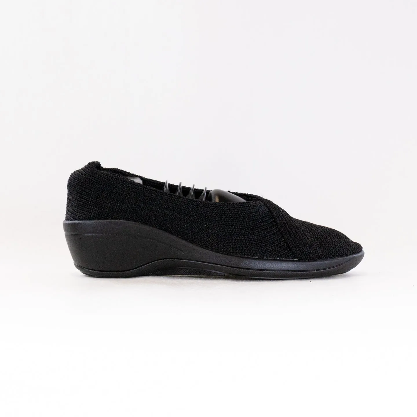 Arcopedico Mailu (Women's) - Black thermal lining