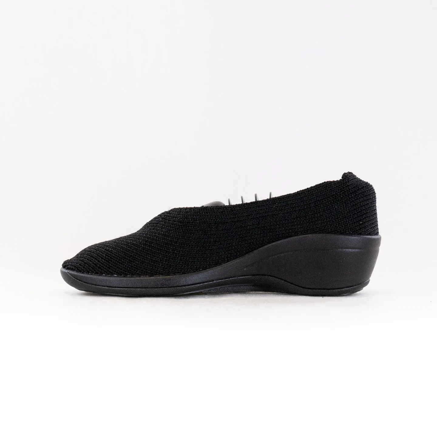 Arcopedico Mailu (Women's) - Black trail strength