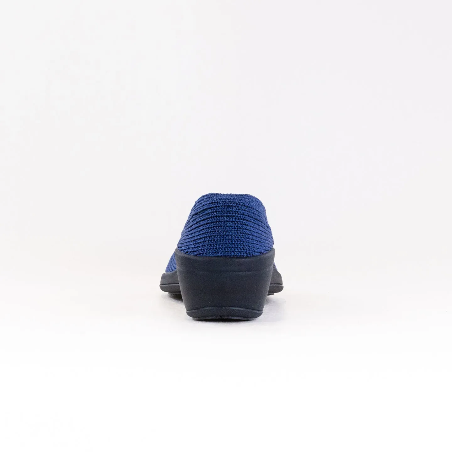 Arcopedico Mailu (Women's) - Denim subtle detail