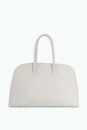 ARDEN HANDBAG IN ITALIAN LEATHER BUTTER WHITE warm note ARDEN HANDBAG IN ITALIAN LEATHER BUTTER WHITE soft edge