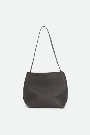 BEAU BAG IN ITALIAN CALFSKIN MOCHA DARK BROWN iconic feel BEAU BAG IN ITALIAN CALFSKIN MOCHA DARK BROWN stay bold