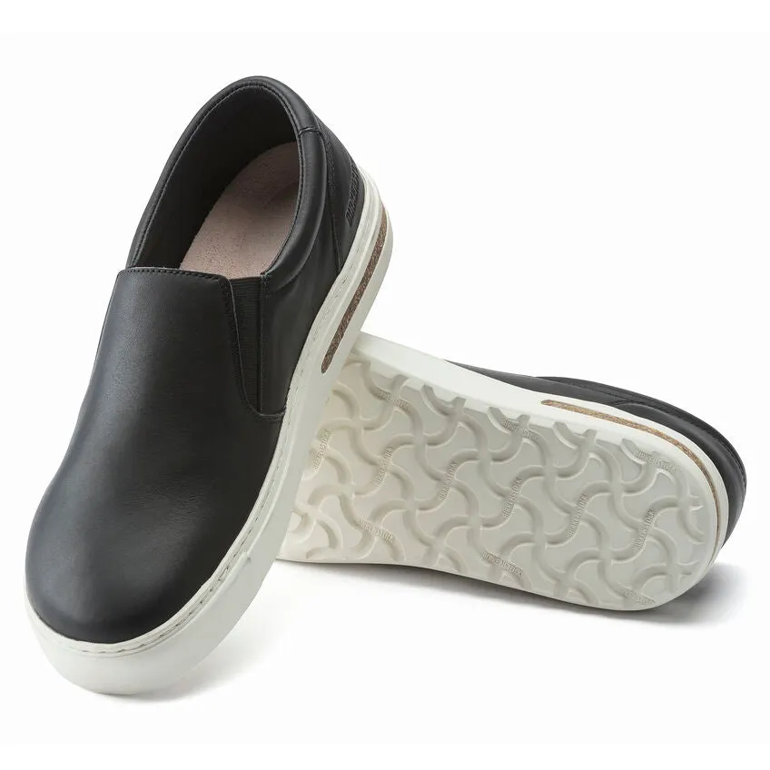 Birkenstock Oswego (Women's) - Black uphill ease
