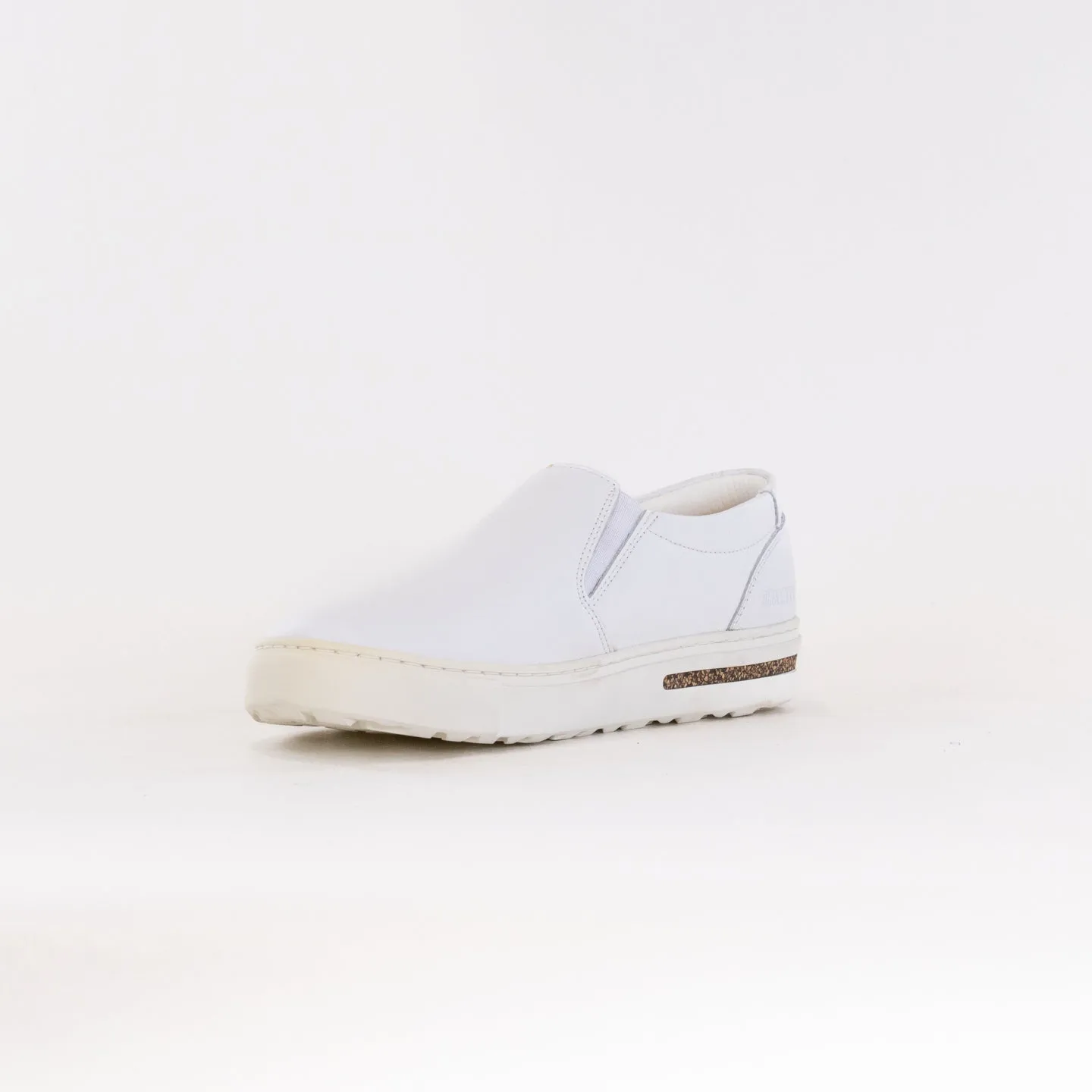Birkenstock Oswego (Women's) - White trail strength