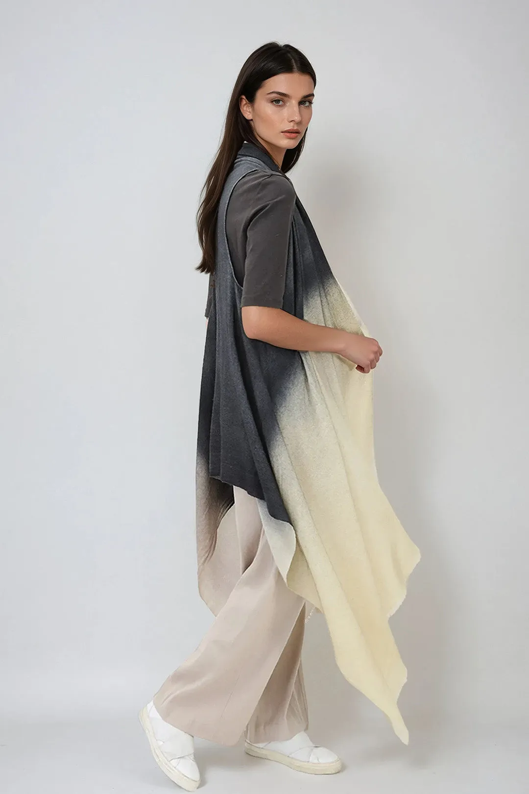 BREZZA CARDI IN LUNAR NIGHT thoughtful present