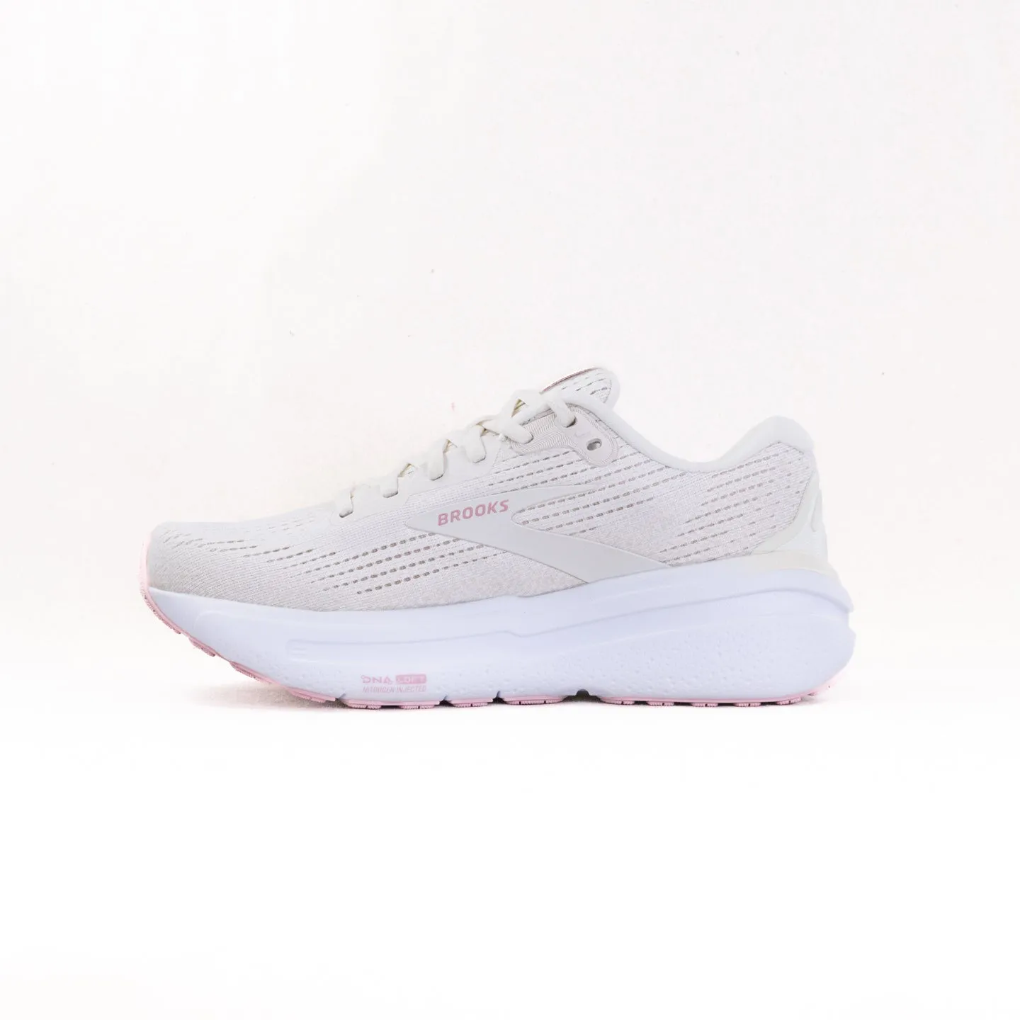 Brooks Ghost Max 2 (Women's) - Coconut Milk/Gray/Zephyr sprint boost