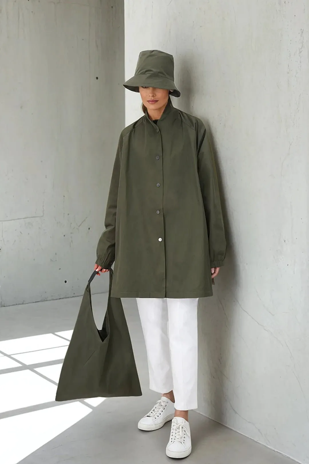 BUCKET RAIN HAT sleek move
