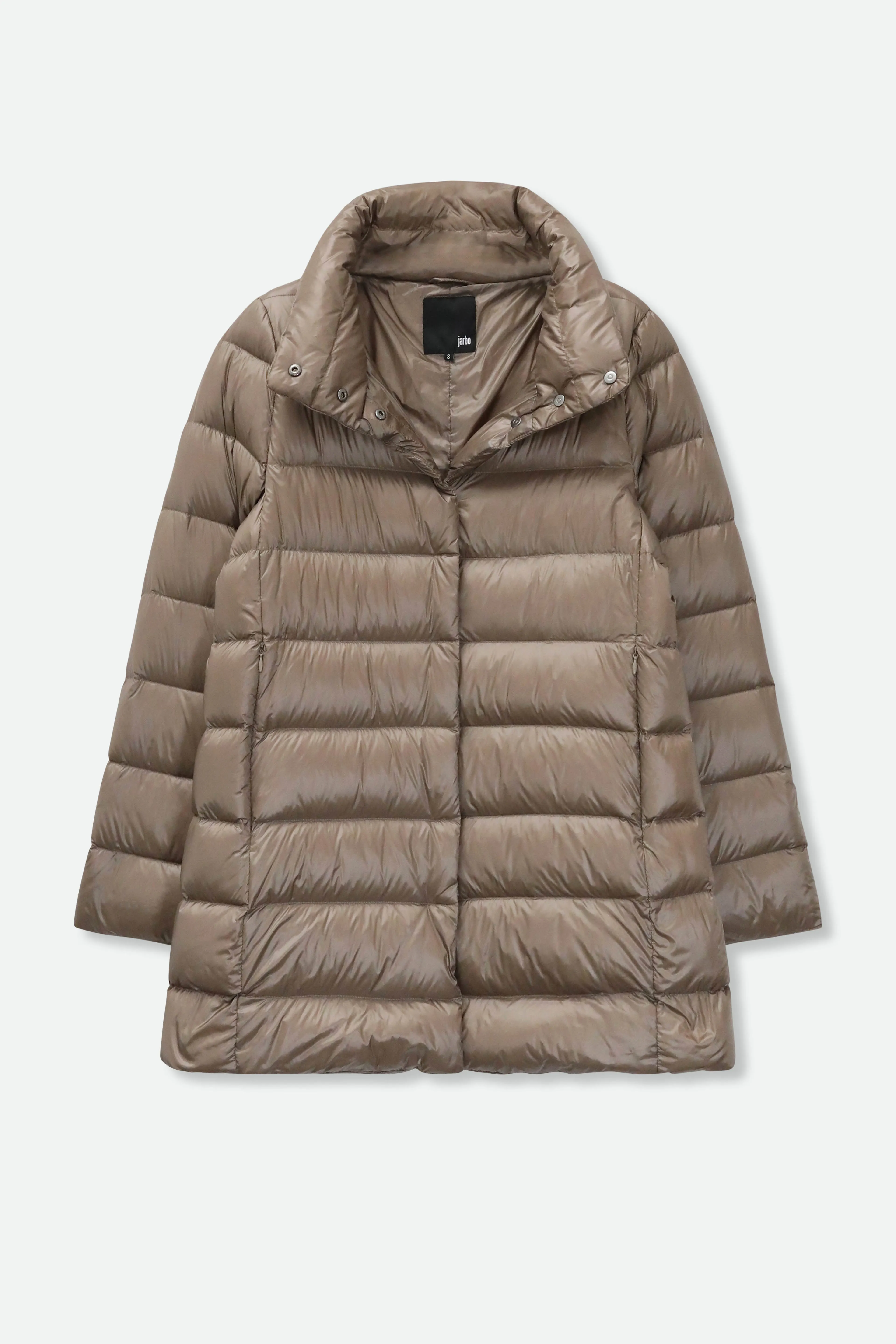 CELERINA JACKET IN GOOSE DOWN motion free