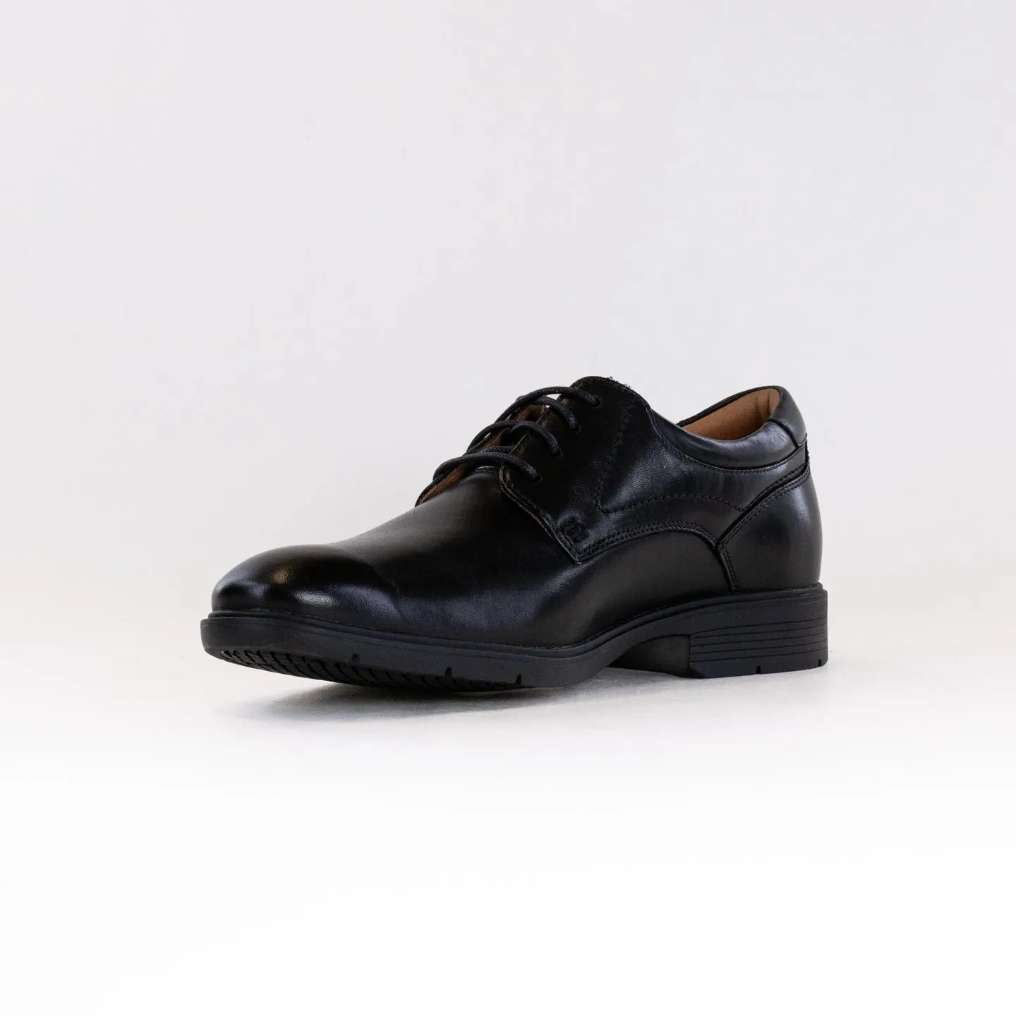 Clarks Eldredge Plain Toe Oxford (Men's) - Black Leather long trails