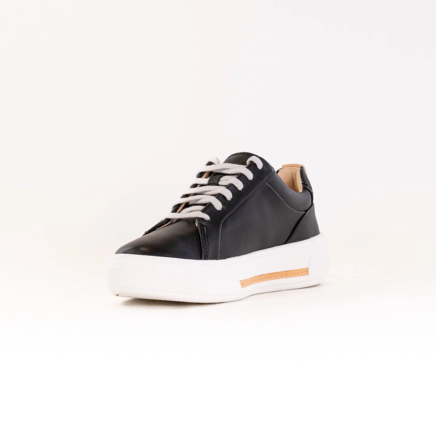 Clarks Hollyhock Walk (Women's) - Black Leather outdoor grip