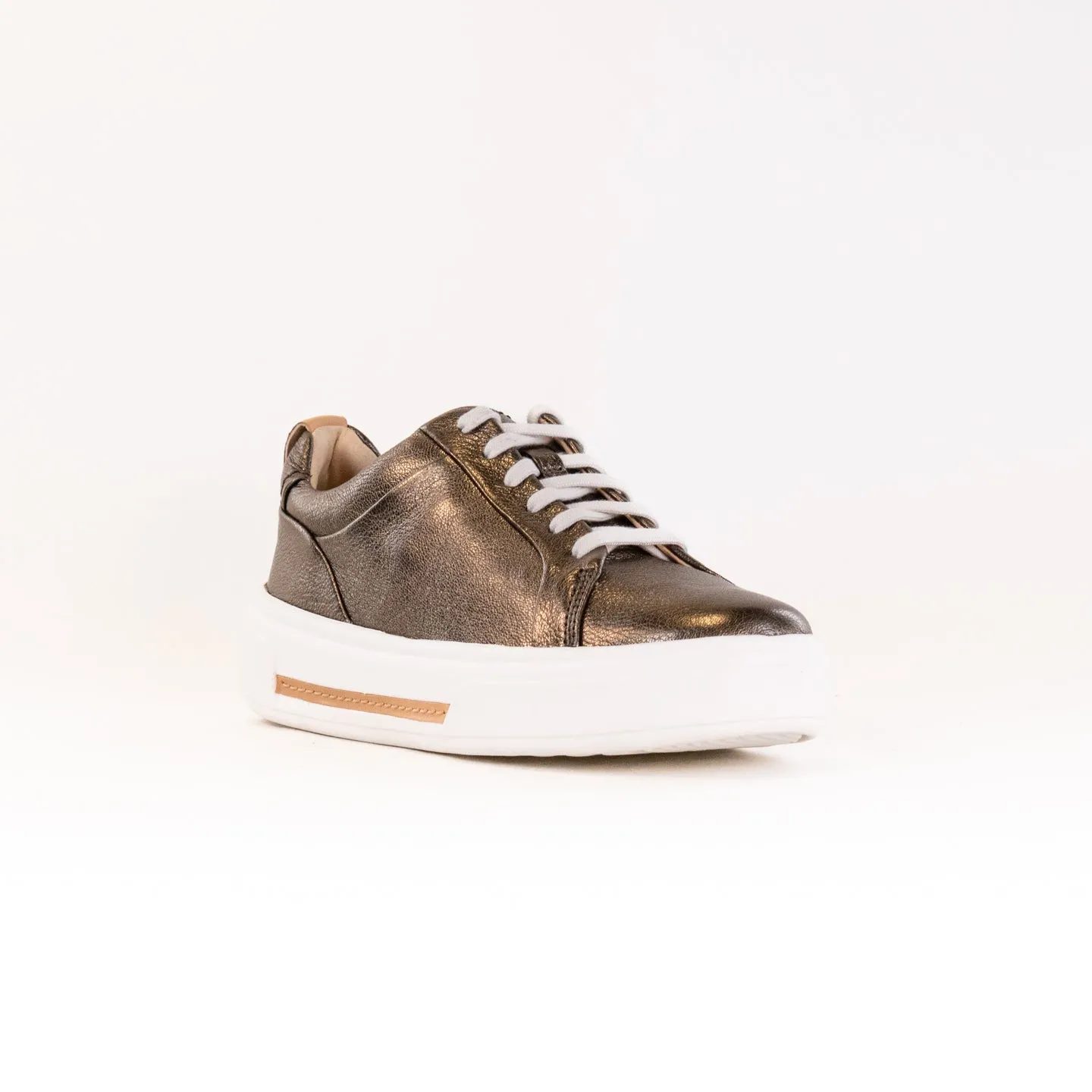 Clarks Hollyhock Walk (Women's) - Metallic snow day