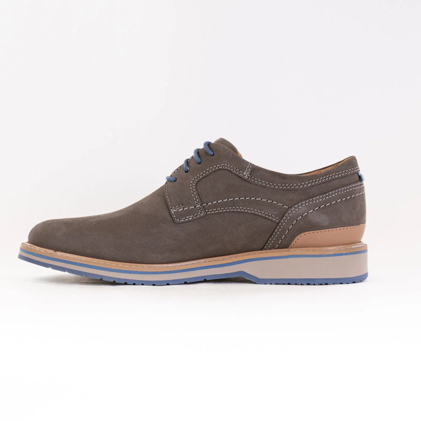 Clarks Monahan Plain Toe (Men's) - Grey Nubuck trail strength