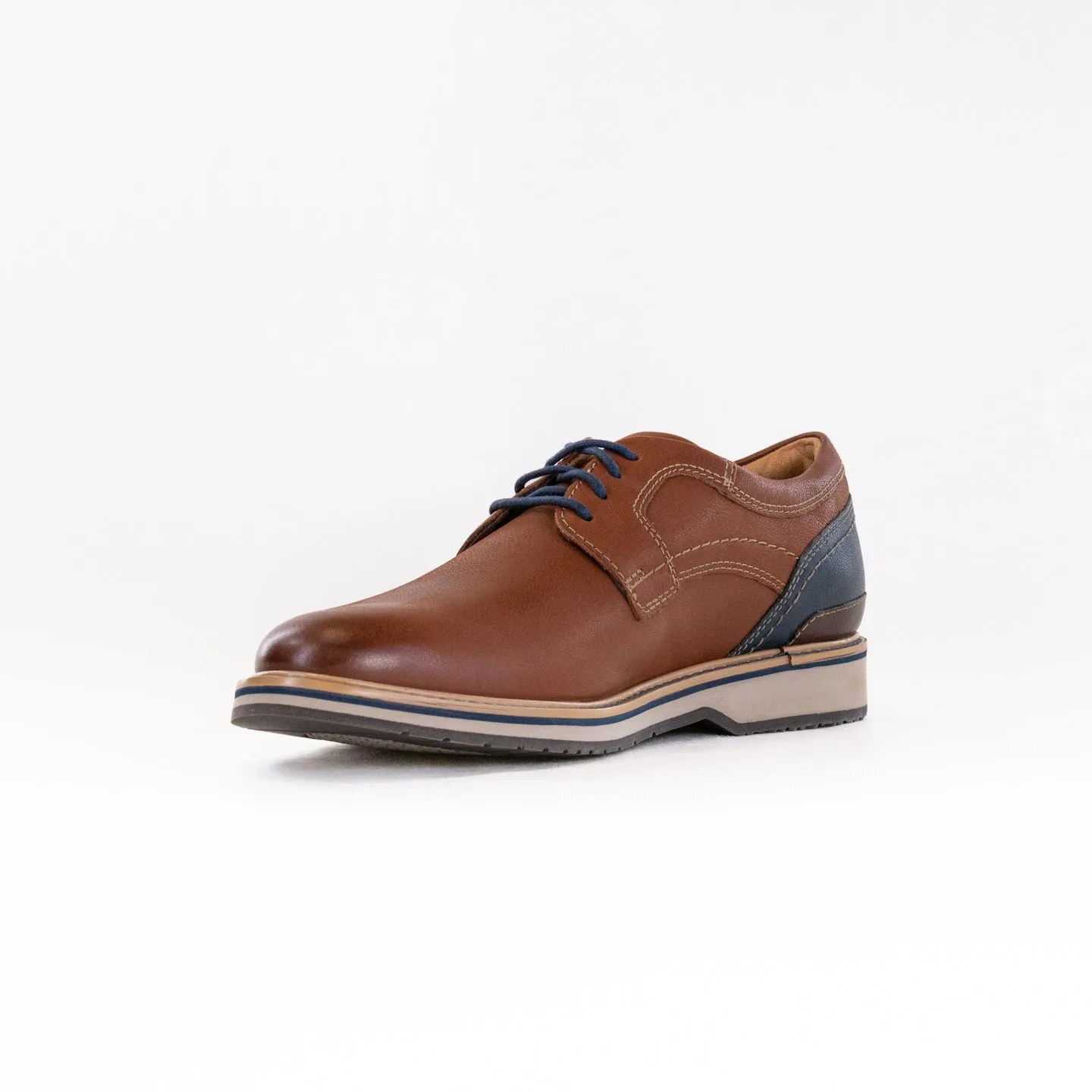 Clarks Monahan Plain Toe (Men's) - Tan Leather field walk