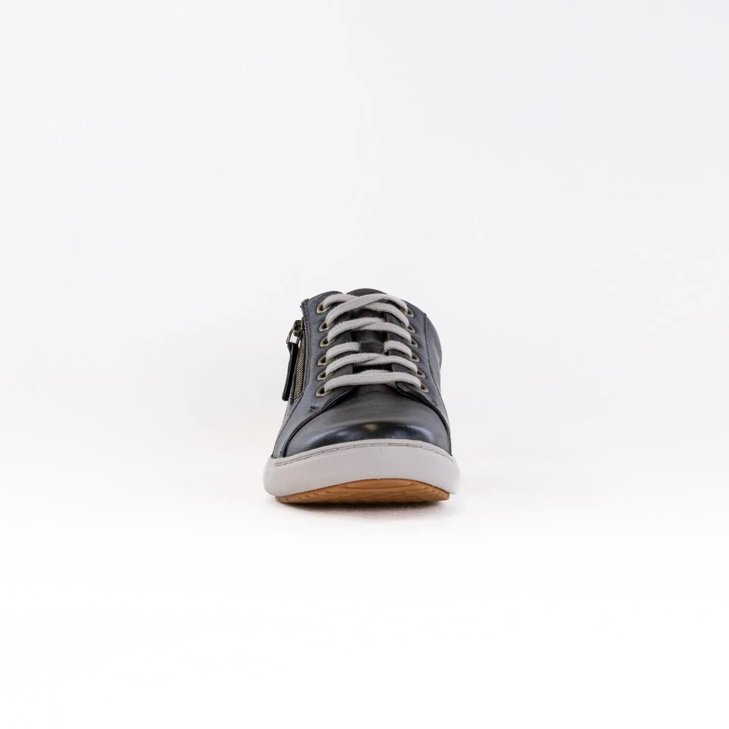 Clarks Nalle Lace (Women's) - Black Leather field walk