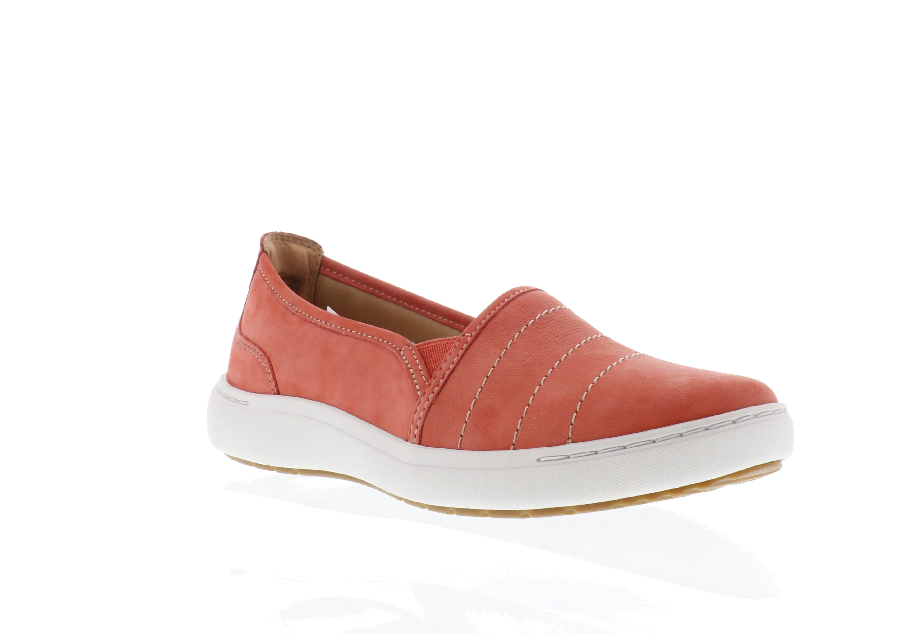 Clarks Nalle Violet (Women's) - Grenadine Leather lightweight frame