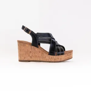 Clarks Sabina Sling (Women's) - Black/Black Timeless Feel Clarks Sabina Sling (Women's) - Black/Black Body Flow