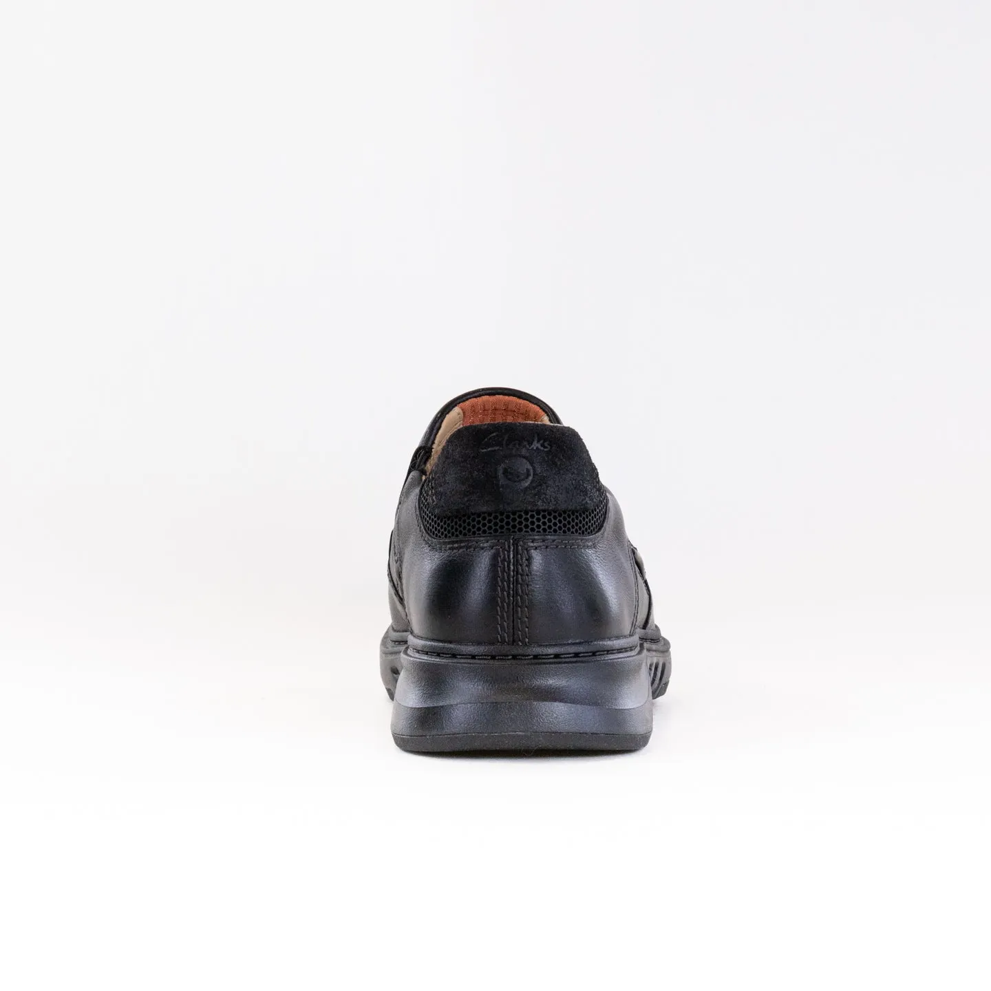 Clark's Un Briley Step (Men's) - Black foot arch