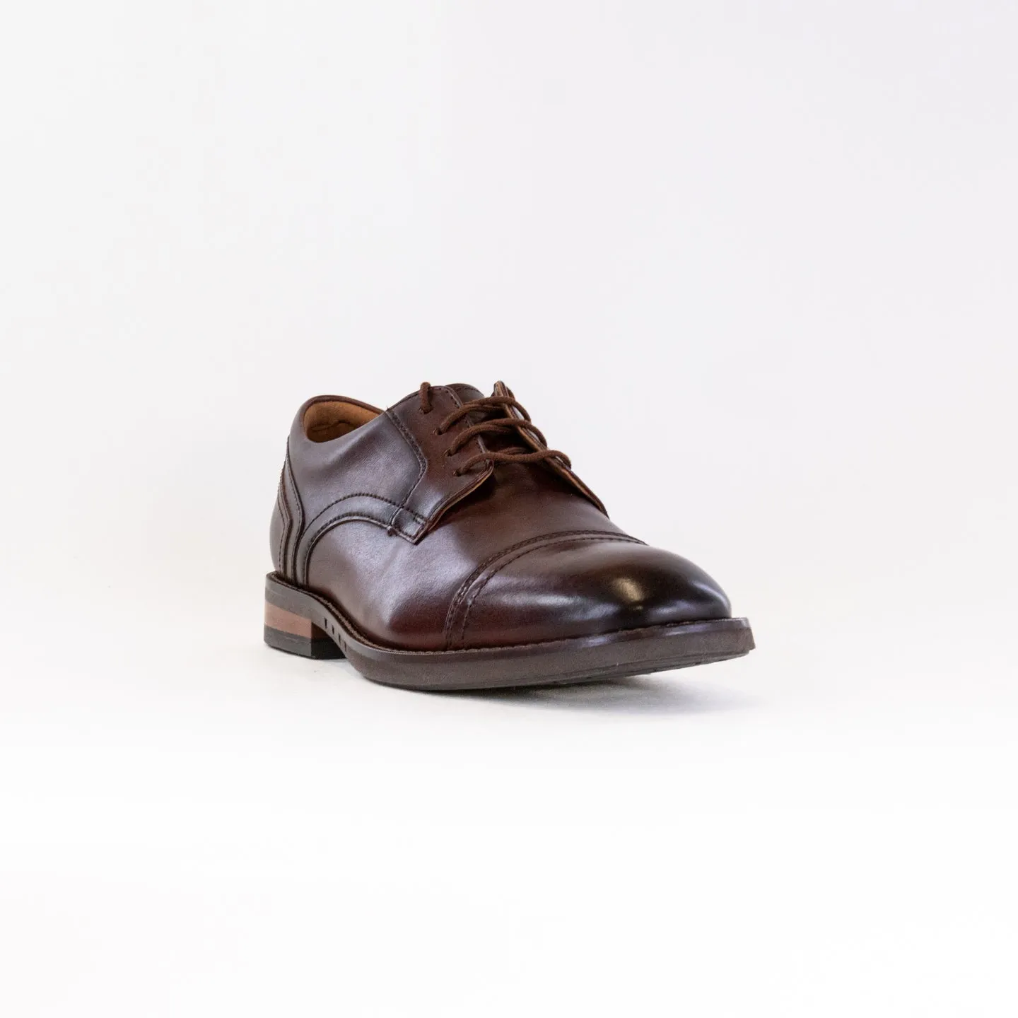 Clarks Un Hugh Cap (Men's) - Mahogany Leather hill walk