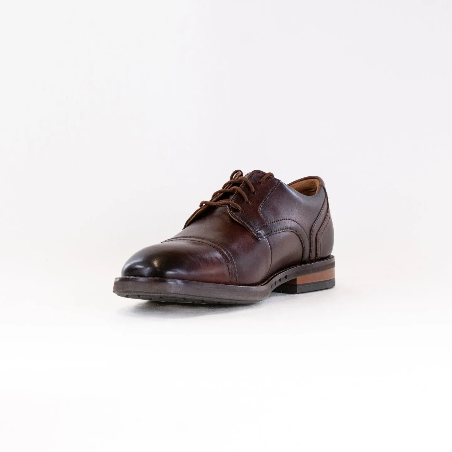 Clarks Un Hugh Cap (Men's) - Mahogany Leather heat retention