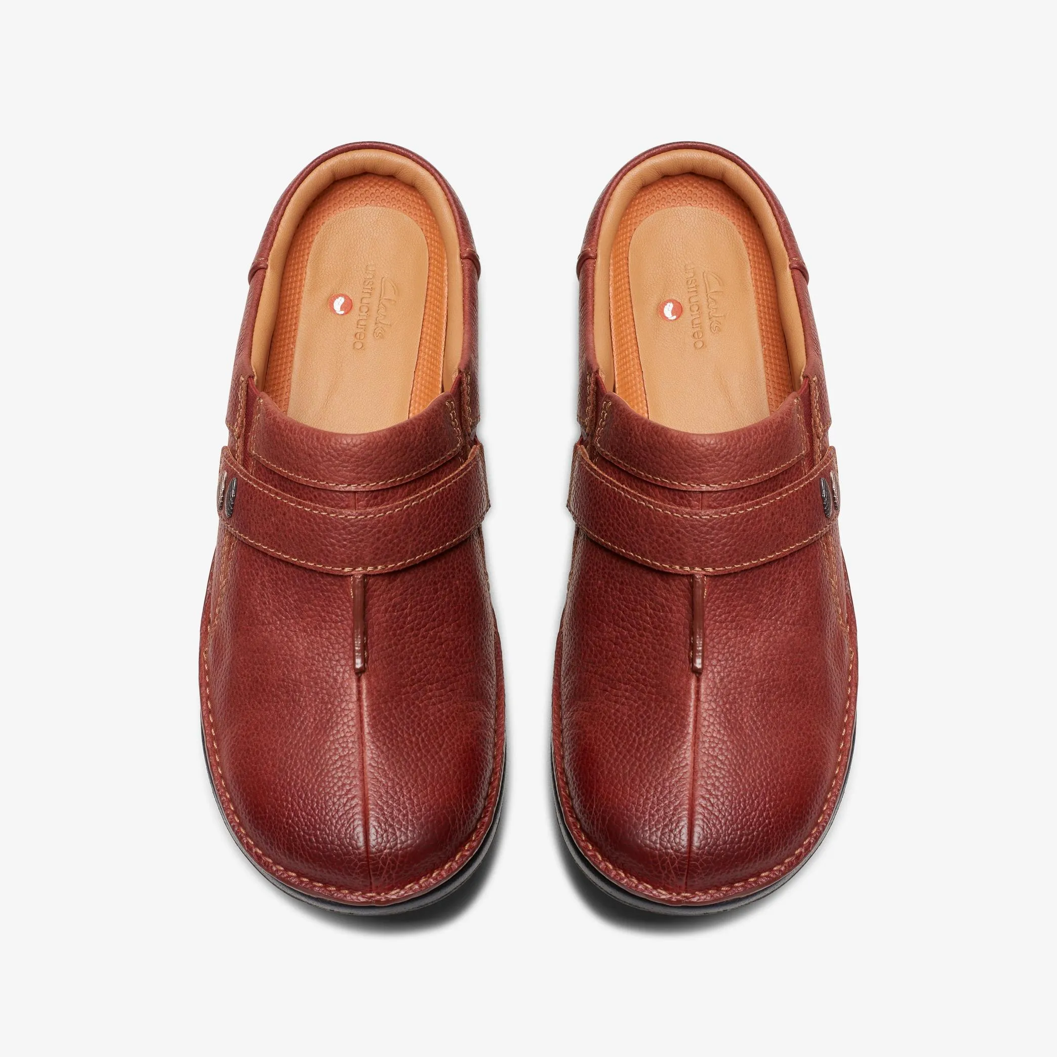 Clark's Un Loop Ease (Women's) - Chestnut Leather foot contour