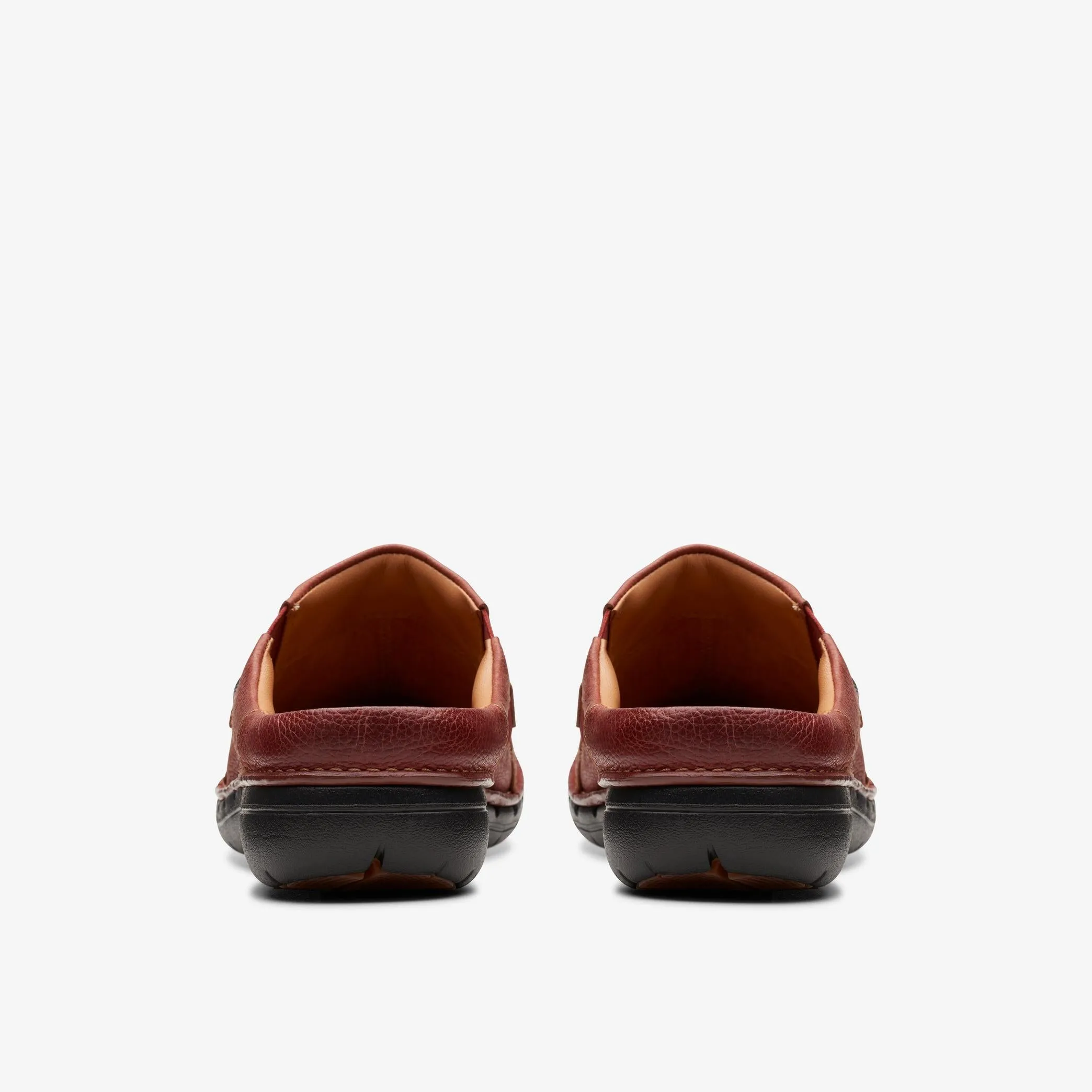 Clark's Un Loop Ease (Women's) - Chestnut Leather dry zone
