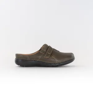 Clark's Un Loop Ease (Women's) - Dark Olive Leather vent system Clark's Un Loop Ease (Women's) - Dark Olive Leather toe lock