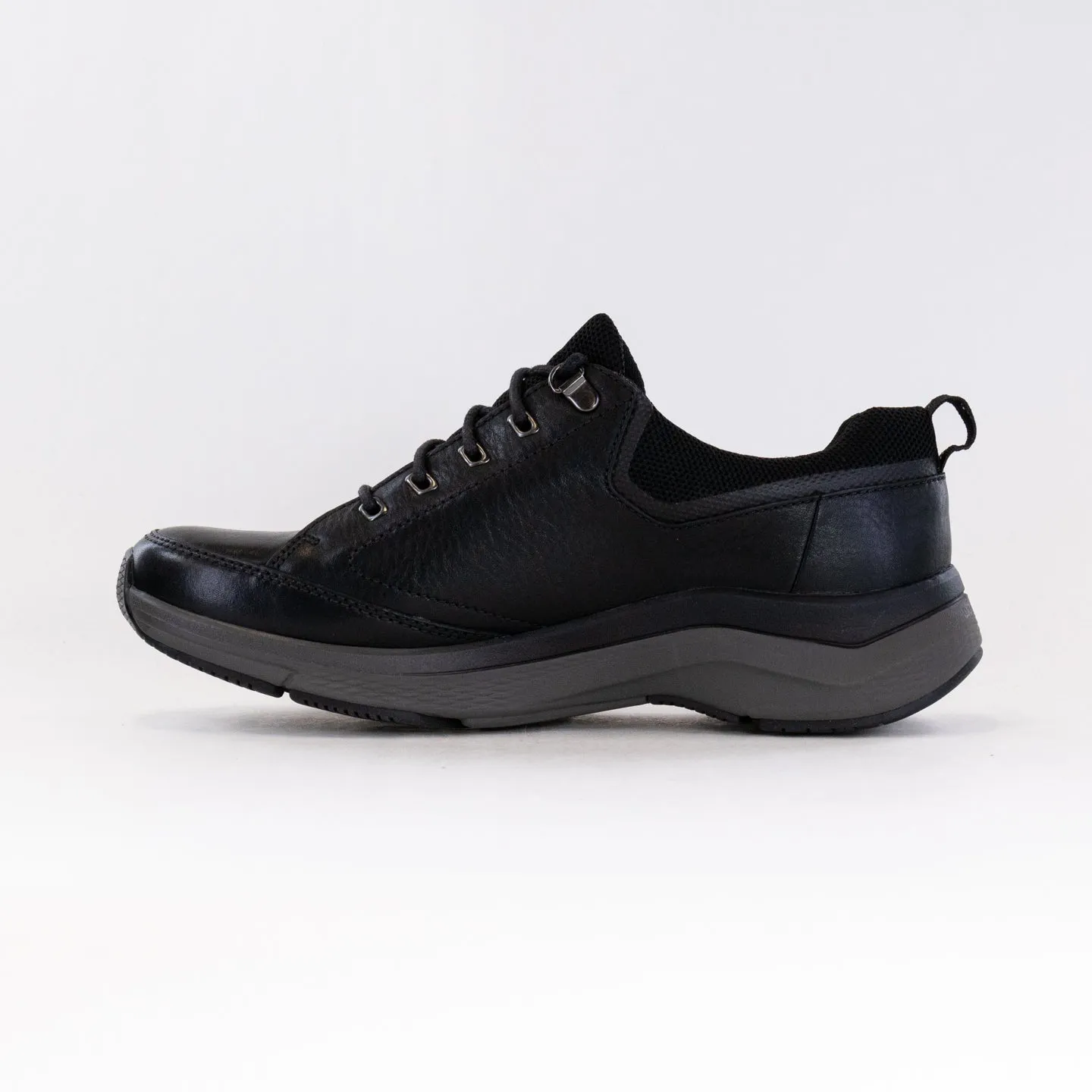 Clarks Wave Vibe 2.0 (Men's) - Black Leather thermal lining
