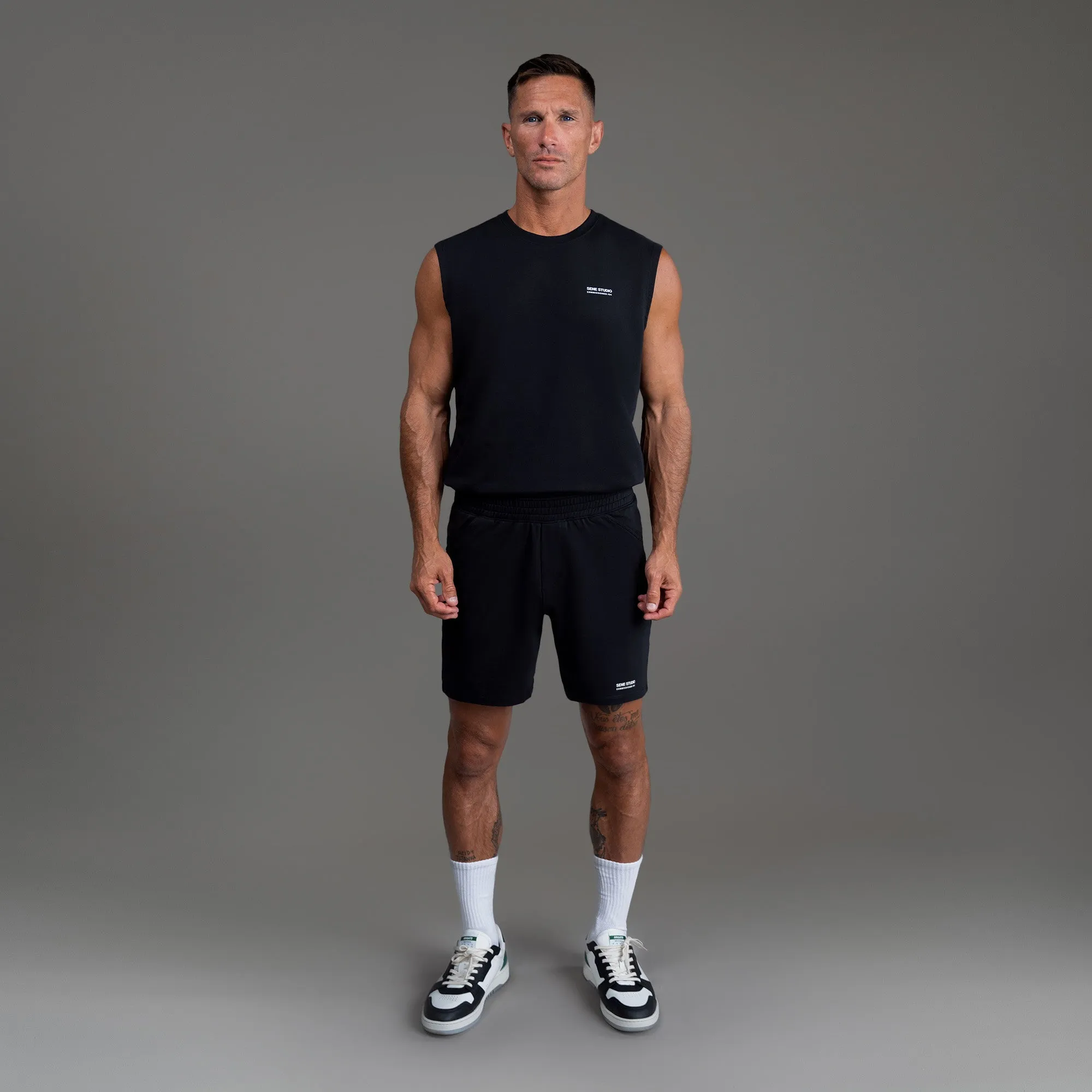 Commissioned Cumulus Shorts balance form