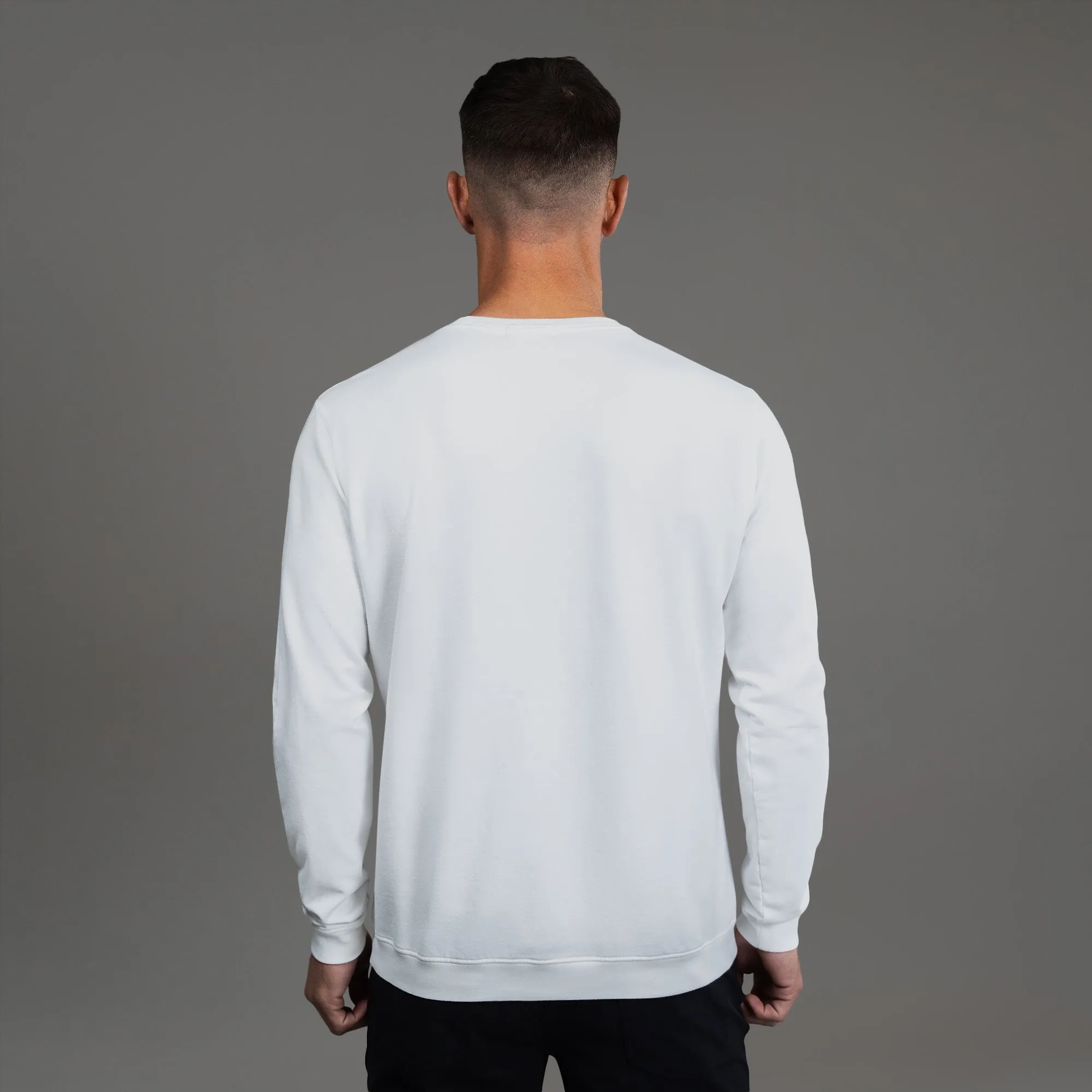 Cumulus Crew Pullover - White emotional bond