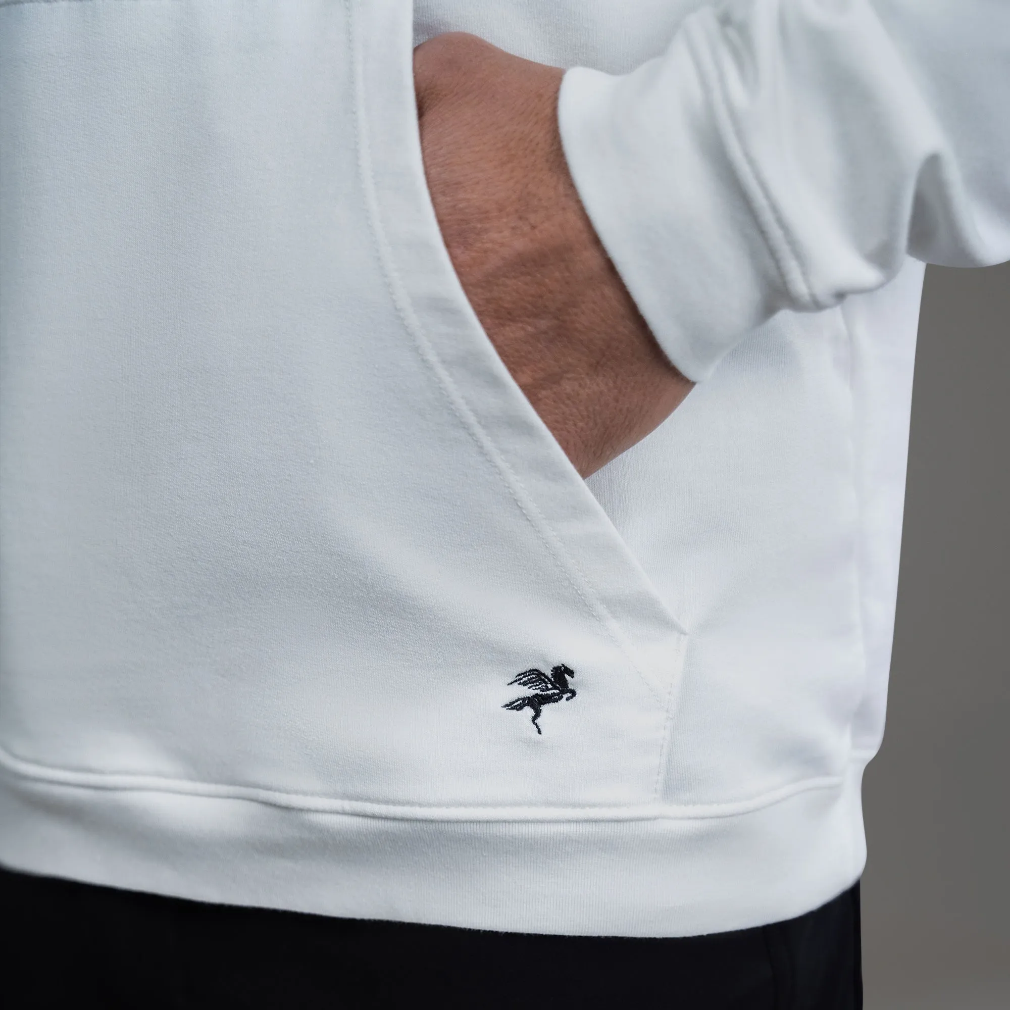 Cumulus Hoodie - White indoor time