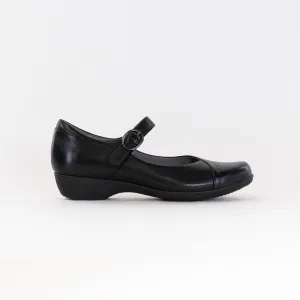 Dansko Fawna Wide (Women's) - Black Milled Napa wet defense Dansko Fawna Wide (Women's) - Black Milled Napa gravel road