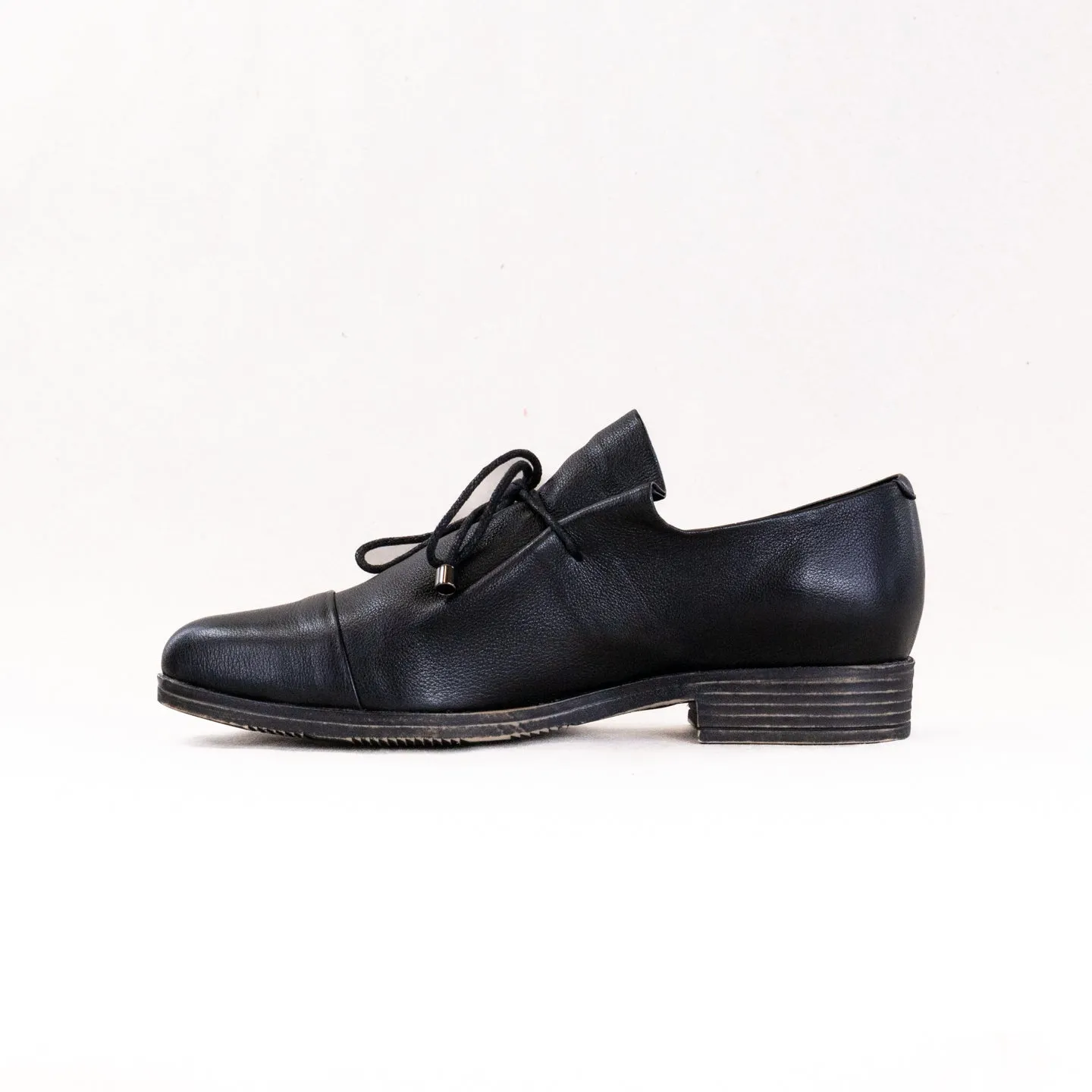 Django And Juliette Kotty (Women's) - Black Leather backcountry gear