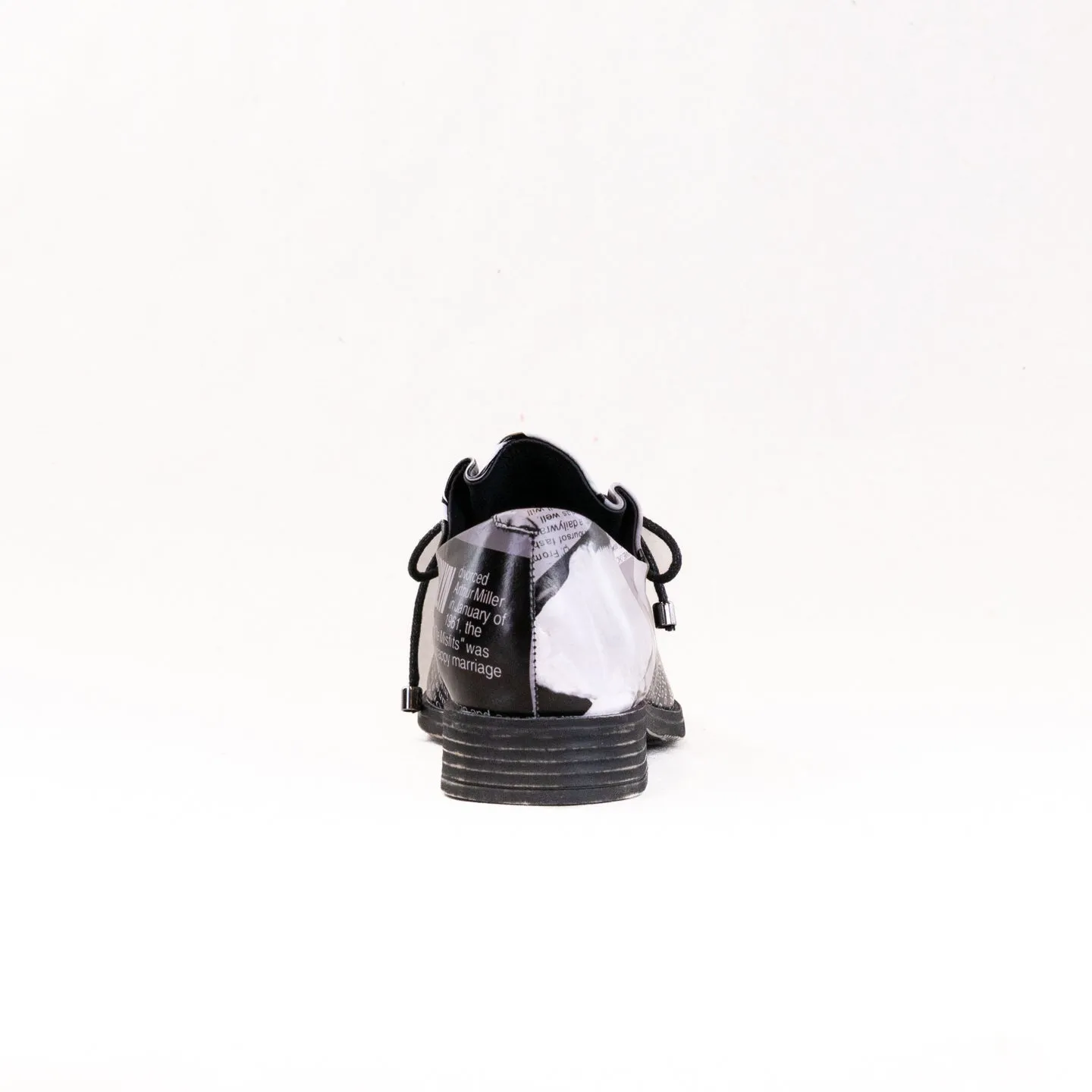 Django And Juliette Kotty (Women's) - News Print Leather road comfort