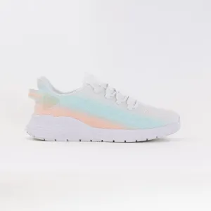 Drew Bestie (Women's) - White Combo support line Drew Bestie (Women's) - White Combo field walk