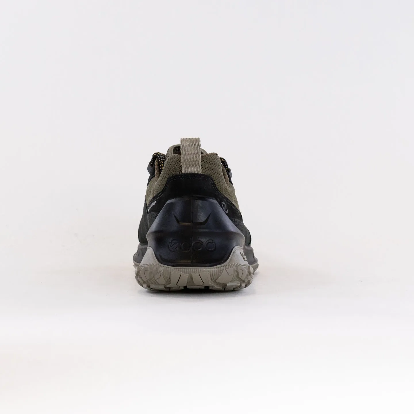 ECCO ULT-TRN Waterproof Low (Men's) - Black/Tarmac trail strength