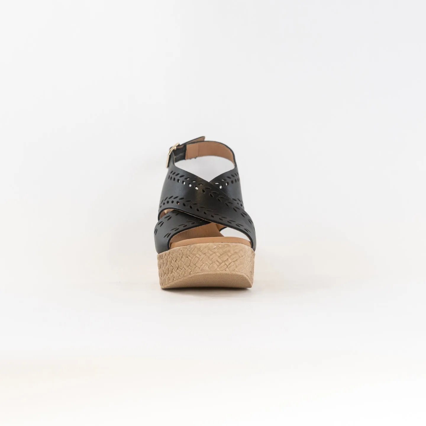 Eric Michael Bobbie (Women's) Summer Travel